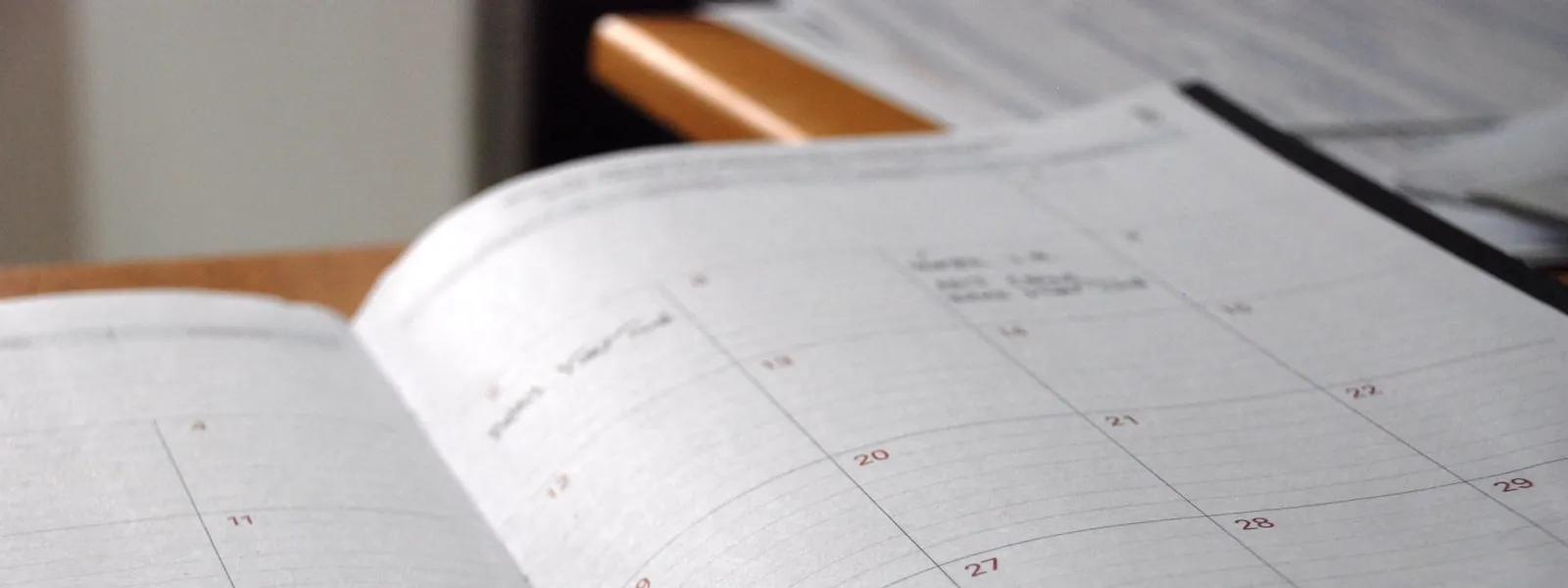 An open calendar — the annual renewal of an LEI number
